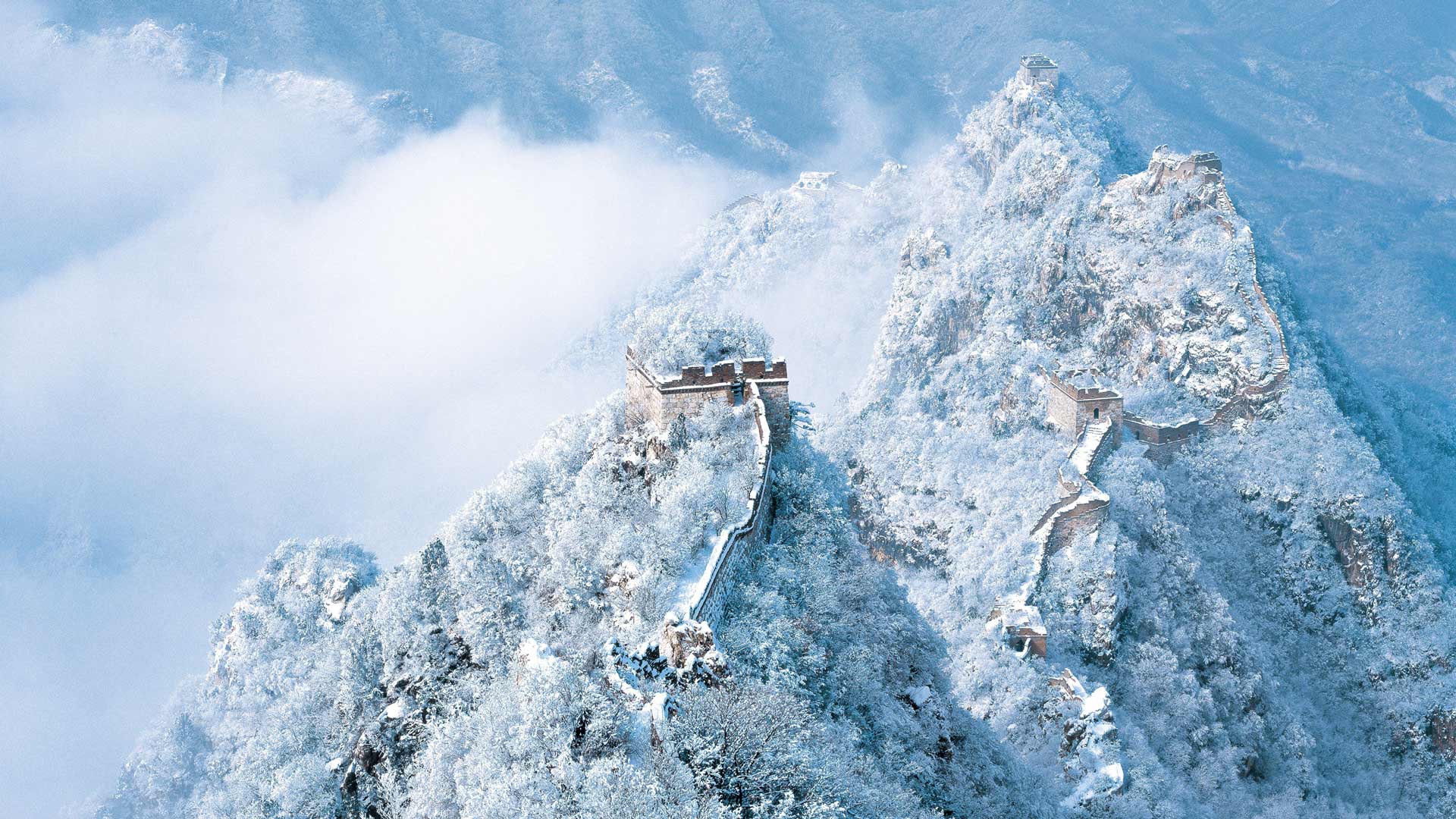 发现一个不错的电影主题的播客：电影巨辩(合集转寄)